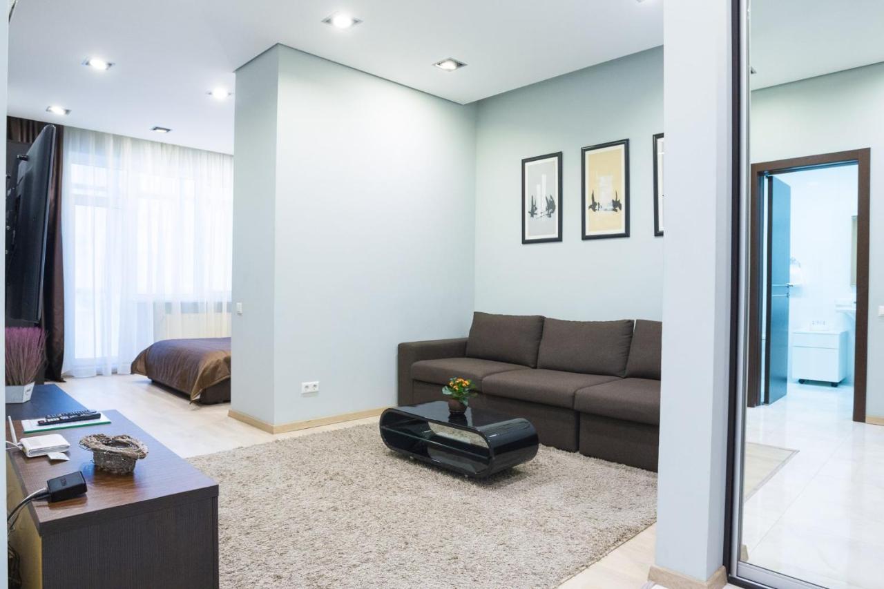 Navit Apartments With Breakfast, Near The Railway Station, The City Center And The Park Kiew Exterior foto
