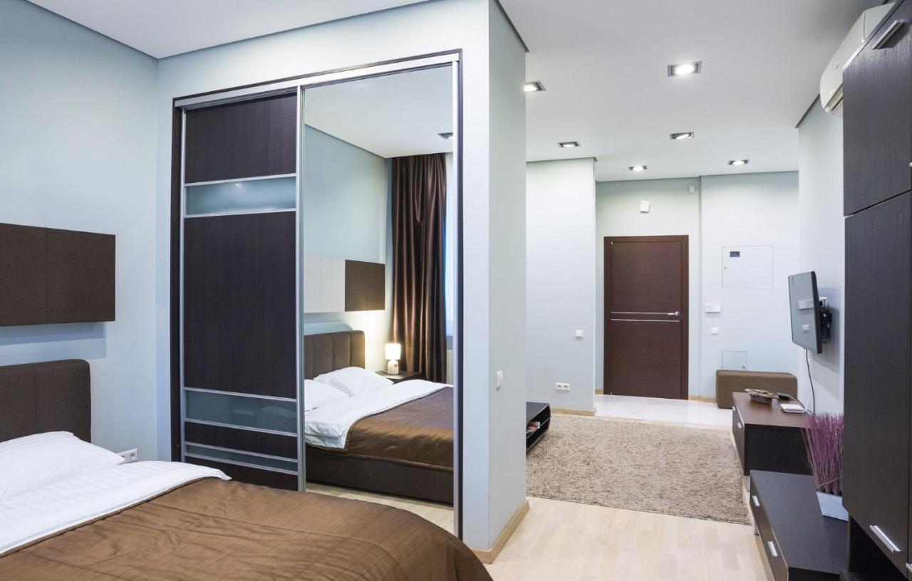 Navit Apartments With Breakfast, Near The Railway Station, The City Center And The Park Kiew Exterior foto